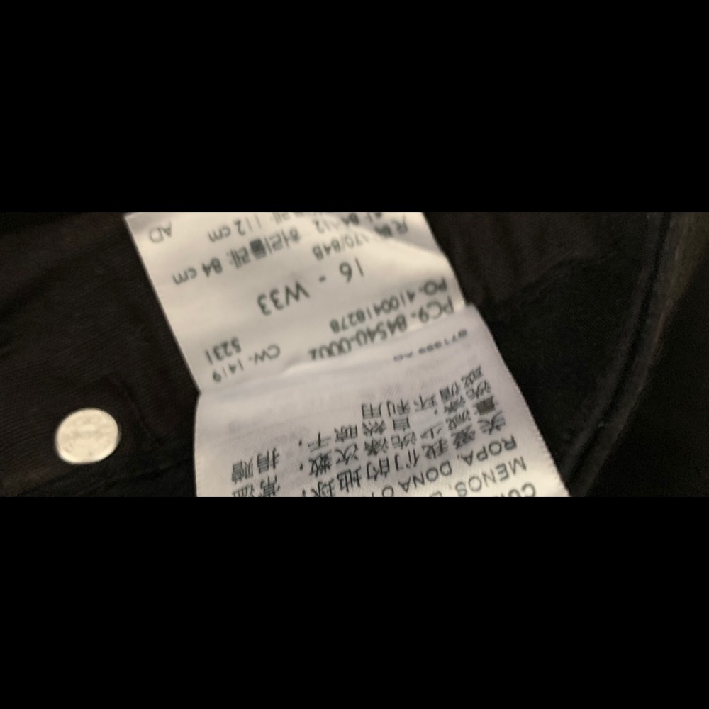 Levi Jeans - Picture 2 of 2